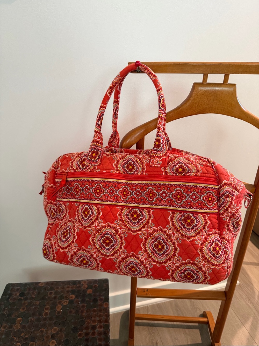 Vera Bradley Weekender Travel Bag Retired Paprika Pattern Missing Strap